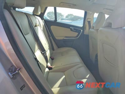 Zdjęcie 10 z 11 samochodu: 2017 VOLVO V60 T5 PREMIER VIN:YV140MEK7H1373054 - miniatura