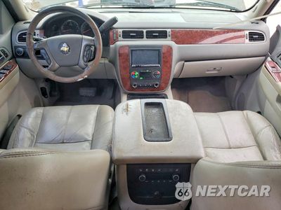 Zdjęcie 8 z 13 samochodu: 2011 CHEVROLET TAHOE C1500 LT VIN:1GNSCBE00BR144092 - miniatura
