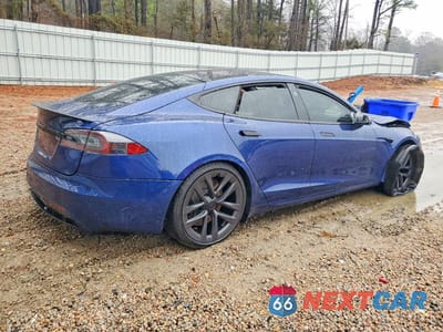 Trzecie zdjęcie samochodu z tyłu: 2021 TESLA MODEL S VIN:5YJSA1E65MF451134 - miniatura
