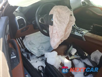 Zdjęcie 8 z 11 samochodu: 2025 BMW M850XI VIN:WBABC4C0XSCU73597 - miniatura