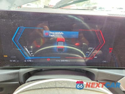 Zdjęcie 9 z 11 samochodu: 2024 BMW M2 VIN:3MF13DM07R8E13353 - miniatura