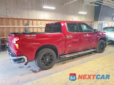 Trzecie zdjęcie samochodu z tyłu: 2020 CHEVROLET SILVERADO K1500 LTZ VIN:1GCUYGET5LZ119815 - miniatura