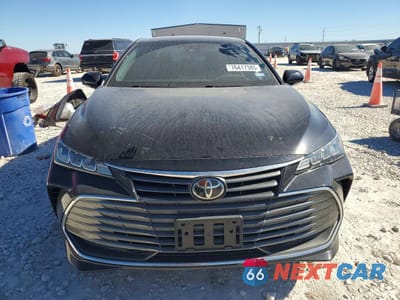 Piąte zdjęcie samochodu w środku: 2020 TOYOTA AVALON XLE VIN:4T1JZ1FB6LU054713 - miniatura