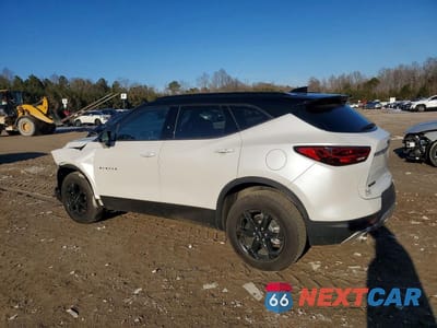 Drugie zdjęcie samochodu z przodu: 2024 CHEVROLET BLAZER 2LT VIN:3GNKBCR42RS285792 - miniatura