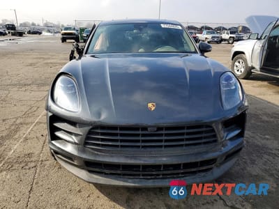 Piąte zdjęcie samochodu w środku: 2021 PORSCHE MACAN S VIN:WP1AB2A58MLB32978 - miniatura