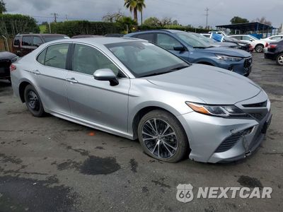 Czwarte zdjęcie samochodu z boku: 2018 TOYOTA CAMRY L VIN:JTNB11HK5J3047294 - miniatura