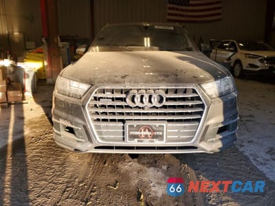 Piąte zdjęcie samochodu w środku: 2018 AUDI Q7 PREMIUM PLUS VIN:WA1LAAF78JD006167 - miniatura