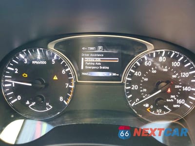 Zdjęcie 9 z 13 samochodu: 2018 NISSAN PATHFINDER S VIN:5N1DR2MM2JC635362 - miniatura