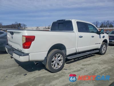 Trzecie zdjęcie samochodu z tyłu: 2017 NISSAN TITAN XD SL VIN:1N6BA1F47HN520441 - miniatura