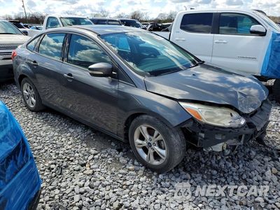 Czwarte zdjęcie samochodu z boku: 2014 FORD FOCUS SE VIN:1FADP3F20EL353390 - miniatura