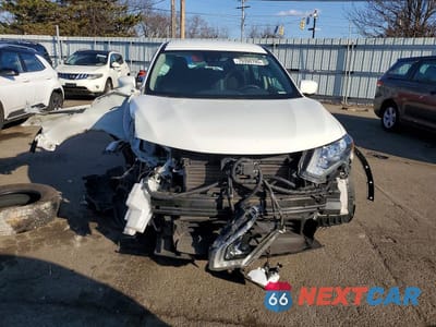 Piąte zdjęcie samochodu w środku: 2020 NISSAN ROGUE S VIN:5N1AT2MVXLC807024 - miniatura