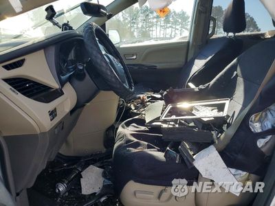 Zdjęcie 7 z 15 samochodu: 2019 TOYOTA SIENNA XLE VIN:5TDYZ3DC7KS998999 - miniatura