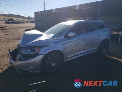 2017 VOLVO XC60 T6 INSCRIPTION YV449MRU0H2060622 - główne zdjęcie licytacji z USA - miniatura