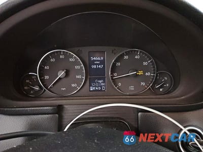 Zdjęcie 9 z 12 samochodu: 2007 MERCEDES-BENZ C 230 VIN:WDBRF52H17F854149 - miniatura