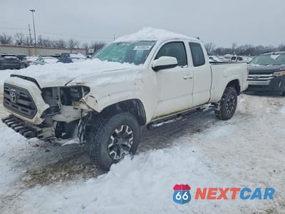 2017 TOYOTA TACOMA ACCESS CAB 5TFSX5EN9HX048833 - główne zdjęcie licytacji z USA - miniatura