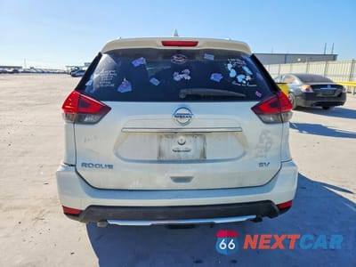 Zdjęcie 6 z 14 samochodu: 2017 NISSAN ROGUE SV VIN:KNMAT2MT5HP509743 - miniatura