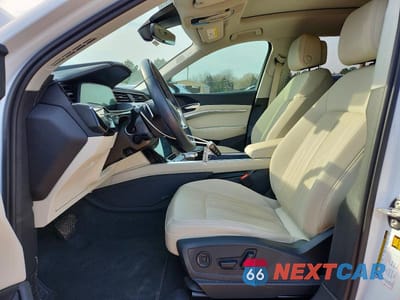 Zdjęcie 7 z 13 samochodu: 2024 AUDI Q8 E-TRON PREMIUM PLUS VIN:WA15AAGE9RB025761 - miniatura