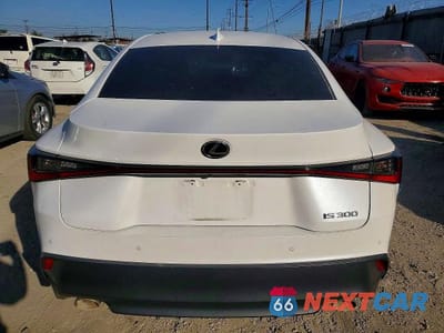 Zdjęcie 6 z 13 samochodu: 2021 LEXUS IS 300 BASE VIN:JTHCA1D24M5111511 - miniatura
