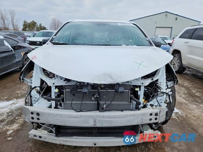 Piąte zdjęcie samochodu w środku: 2024 TOYOTA SIENNA LE VIN:5TDGSKFCXRS152688 - miniatura