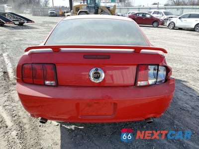 Zdjęcie 6 z 11 samochodu: 2008 FORD MUSTANG GT VIN:1ZVHT82H985198651 - miniatura