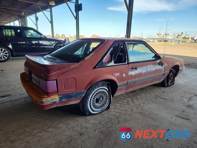 Trzecie zdjęcie samochodu z tyłu: 1988 FORD MUSTANG LX VIN:1FABP41A5JF189798 - miniatura