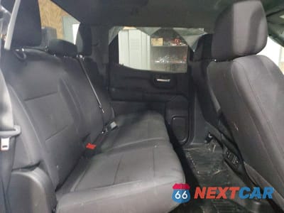 Zdjęcie 10 z 12 samochodu: 2025 CHEVROLET SILVERADO K1500 VIN:2GCUKAED6S1126125 - miniatura