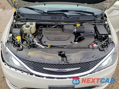 Zdjęcie 12 z 12 samochodu: 2019 CHRYSLER PACIFICA TOURING L VIN:2C4RC1BG7KR589152 - miniatura