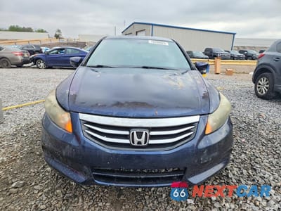 Piąte zdjęcie samochodu w środku: 2011 HONDA ACCORD LX VIN:1HGCP2F35BA087284 - miniatura