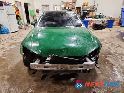 Piąte zdjęcie samochodu w środku: 2017 AUDI A4 PREMIUM VIN:WAUANAF43HN038968 - miniatura