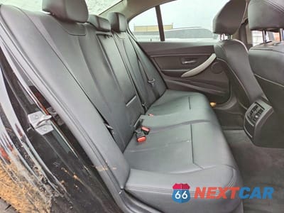 Zdjęcie 10 z 12 samochodu: 2016 BMW 320 XI VIN:WBA8A3C55GK690140 - miniatura