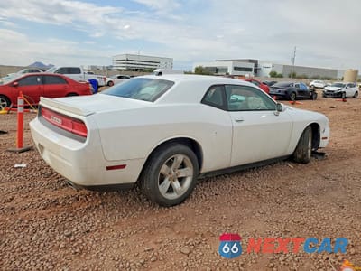 Trzecie zdjęcie samochodu z tyłu: 2012 DODGE CHALLENGER VIN:2C3CDYBT2CH168301 - miniatura