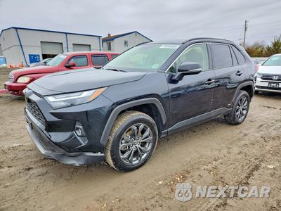 2025 TOYOTA RAV4 XLE PREMIUM JTMB6RFV7SD157230 - główne zdjęcie licytacji z USA - miniatura