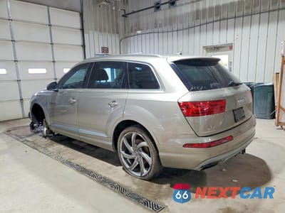 Drugie zdjęcie samochodu z przodu: 2017 AUDI Q7 PREMIUM PLUS VIN:WA1LAAF72HD024206 - miniatura