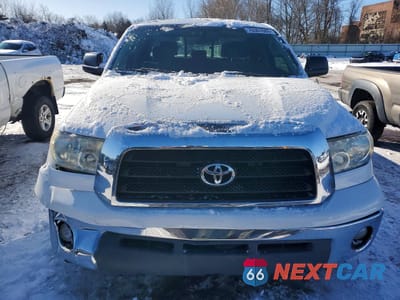 Piąte zdjęcie samochodu w środku: 2007 TOYOTA TUNDRA SR5 VIN:5TBBT54117S450949 - miniatura