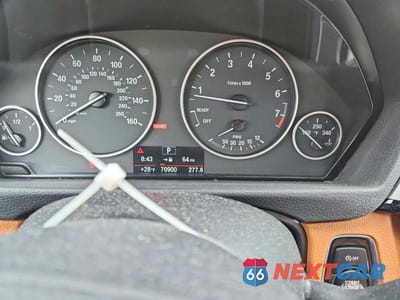 Zdjęcie 9 z 13 samochodu: 2018 BMW 330 XI VIN:WBA8D9C51JEM32956 - miniatura