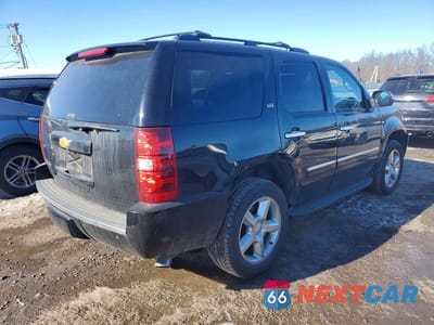 Trzecie zdjęcie samochodu z tyłu: 2013 CHEV TAHOE K1500 LTZ VIN:1GNSKCE00DR374436 - miniatura