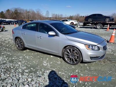 Czwarte zdjęcie samochodu z boku: 2015 VOLVO S60 PREMIER VIN:YV1612TK7F1341506 - miniatura