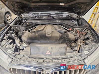 Zdjęcie 12 z 12 samochodu: 2015 BMW X5 XDRIVE50I VIN:5UXKR6C52F0J77620 - miniatura