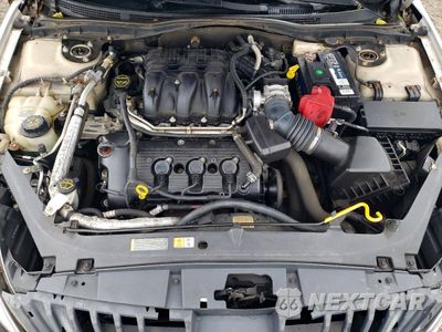 Zdjęcie 11 z 12 samochodu: 2010 MERCURY MILAN PREMIER VIN:3MEHM0JG6AR664001 - miniatura