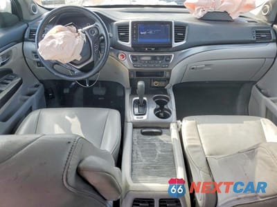 Zdjęcie 8 z 14 samochodu: 2017 HONDA PILOT EXL VIN:5FNYF6H57HB100517 - miniatura