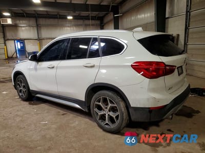 Drugie zdjęcie samochodu z przodu: 2018 BMW X1 XDRIVE28I VIN:WBXHT3C35J3H32504 - miniatura