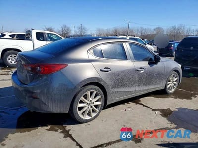 Trzecie zdjęcie samochodu z tyłu: 2017 MAZDA 3 TOURING VIN:3MZBN1V71HM130462 - miniatura