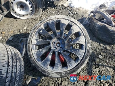 Zdjęcie 13 z 14 samochodu: 2025 TESLA MODEL Y VIN:7SAYGDEF0SA340790 - miniatura