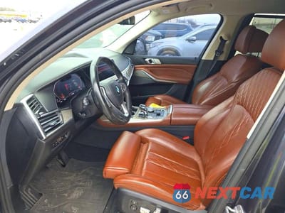 Piąte zdjęcie samochodu w środku: 2019 BMW X7 XDRIVE40I VIN:5UXCW2C52KLB43713 - miniatura