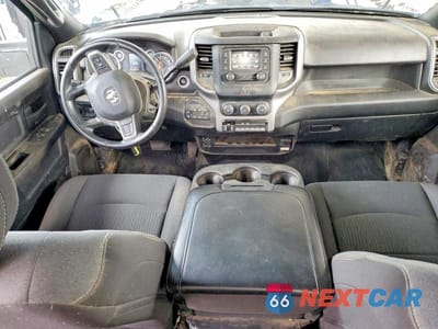 Zdjęcie 8 z 11 samochodu: 2024 RAM 2500 TRADESMAN VIN:3C6UR5HL8RG357140 - miniatura