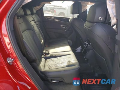 Zdjęcie 11 z 12 samochodu: 2018 BENTLEY BENTAYGA VIN:SJAAC2ZVXJC020098 - miniatura