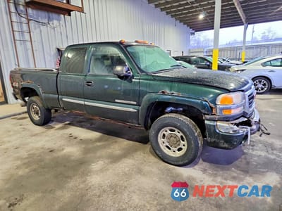 Czwarte zdjęcie samochodu z boku: 2004 GMC SIERRA K2500 HEAVY DUTY VIN:1GTHK29U74E219206 - miniatura