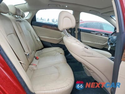 Zdjęcie 10 z 12 samochodu: 2017 HYUNDAI SONATA HYBRID VIN:KMHE34L37HA077265 - miniatura