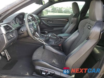 Zdjęcie 7 z 11 samochodu: 2018 BMW M4 VIN:WBS4Y9C59JAA85868 - miniatura