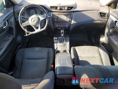 Zdjęcie 8 z 13 samochodu: 2017 NISSAN ROGUE S VIN:JN8AT2MV1HW008957 - miniatura